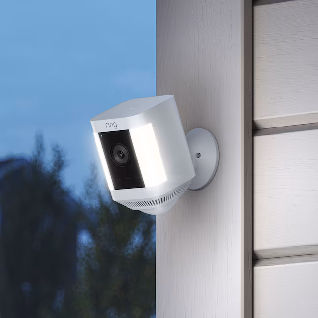 Ring Spotlight Cam Plus, Battery-operated - Image 2
